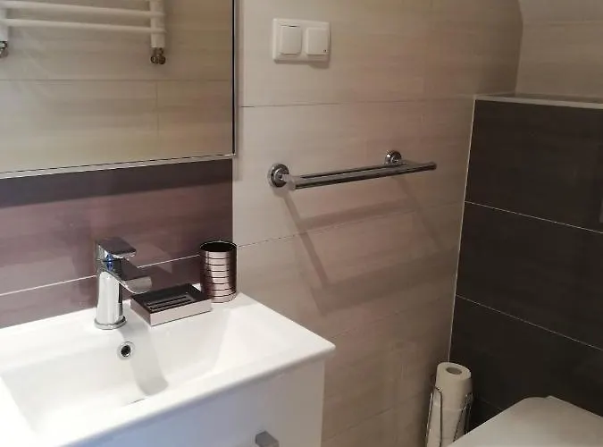 ホームステイ Pod Lasem *